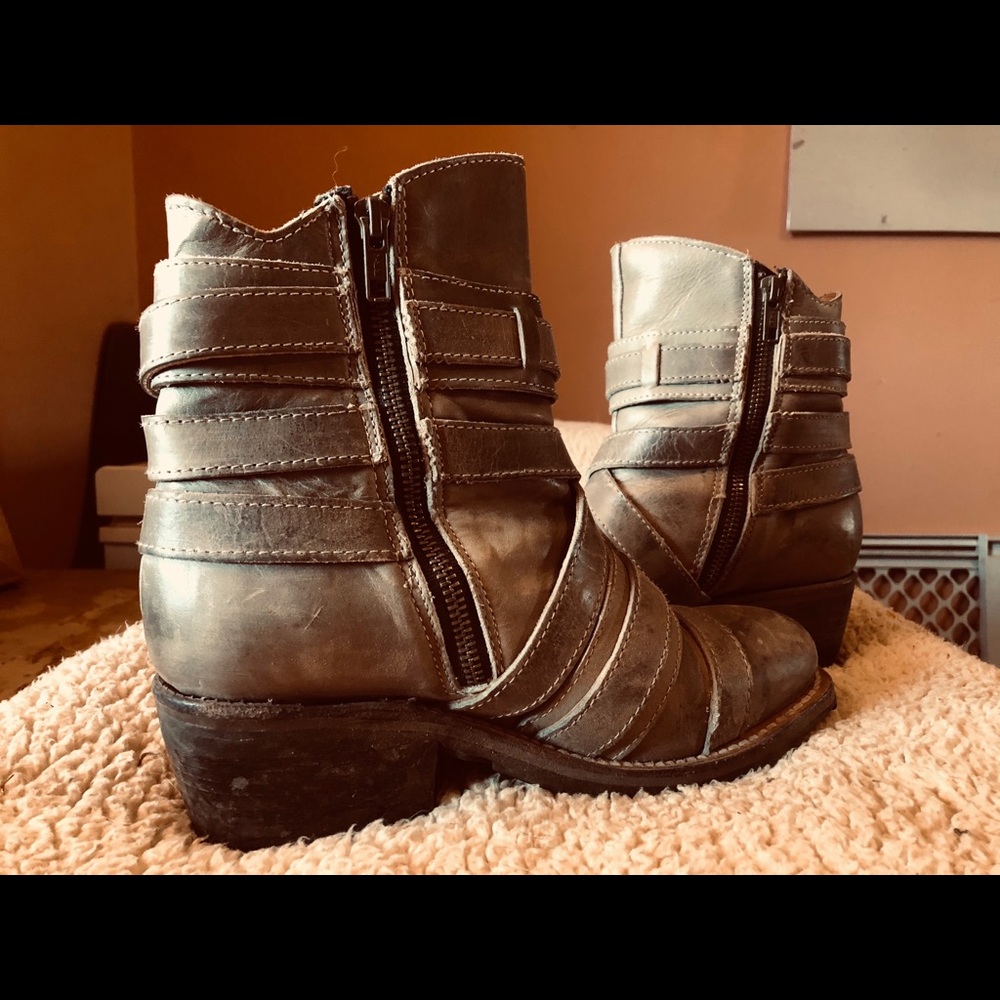 Freebird Whiplash size 7 Grey